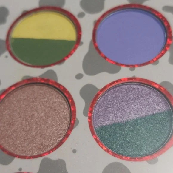 Eyeshadow - Picture 7 of 8